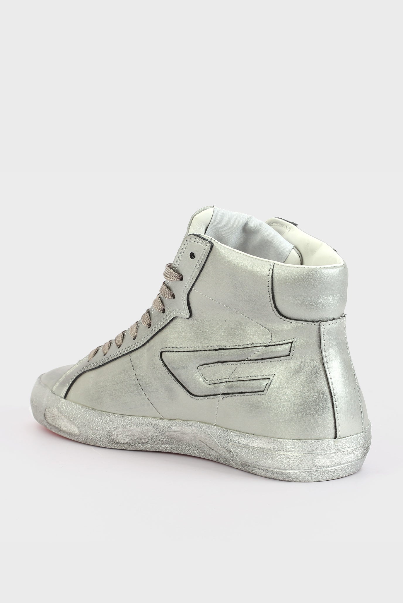 Diesel Damen Sneaker in Silber Optik Oval D-Logo